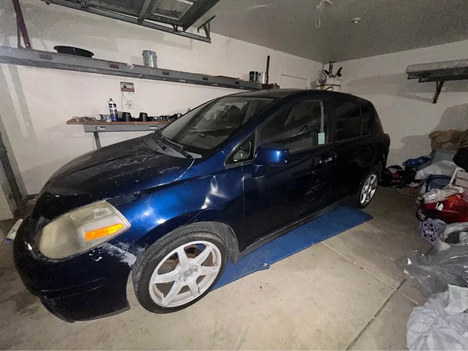 2007 Nissan Versa - Image 4 of 5