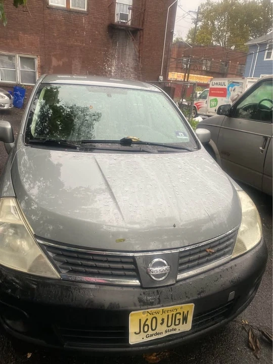 2007 Nissan Versa - Image 3 of 5