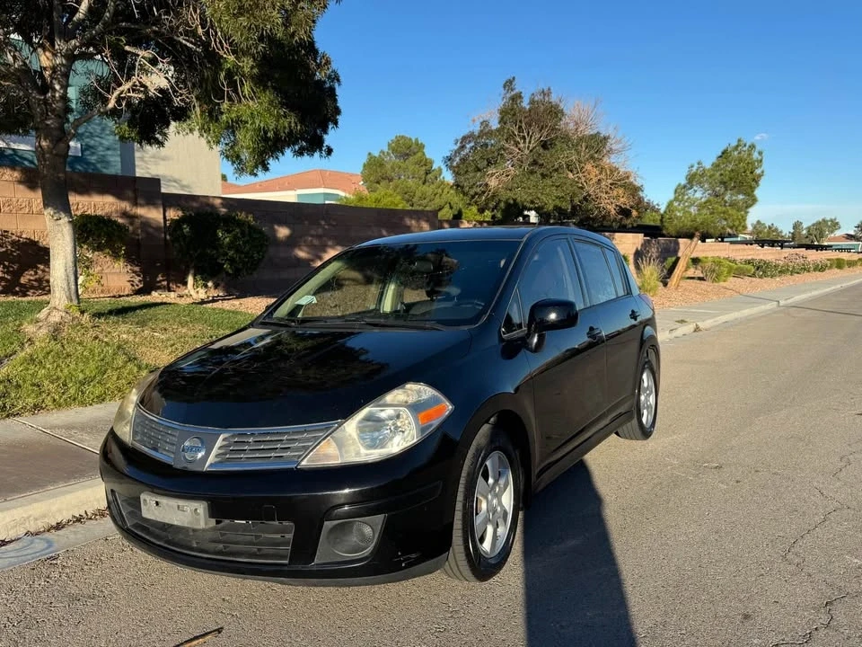 2007 Nissan Versa - Image 2 of 6