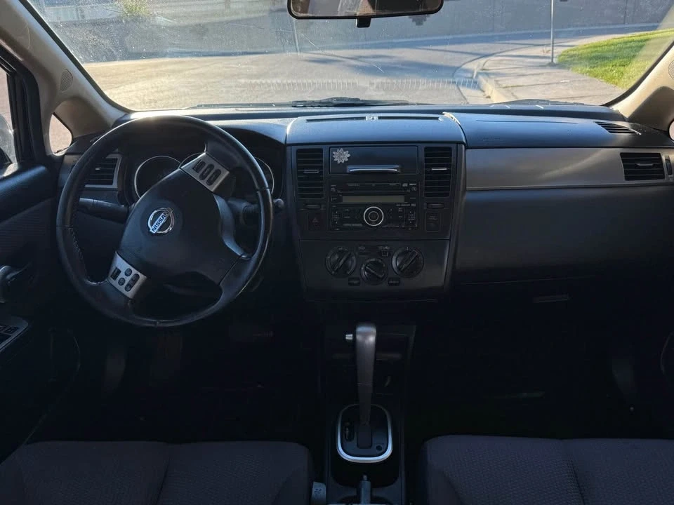 2007 Nissan Versa - Image 6 of 6