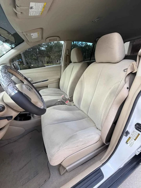 2007 Nissan Versa - Image 10 of 19