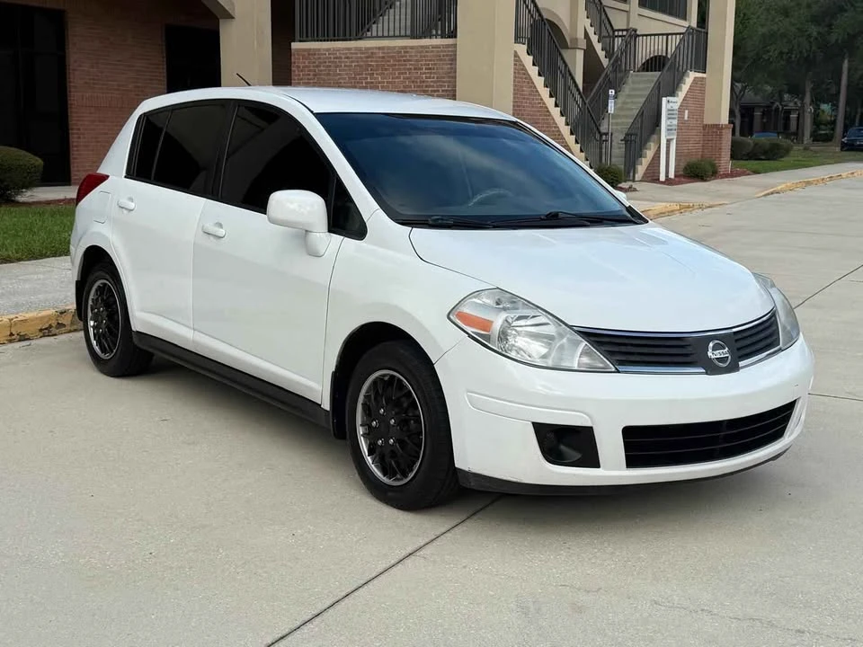 2007 Nissan Versa - Image 8 of 19