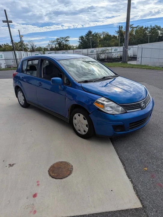 2007 Nissan Versa - Image 3 of 10