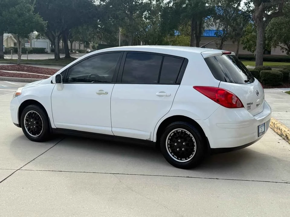 2007 Nissan Versa - Image 7 of 19