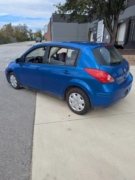 2007 Nissan Versa - Image 7 of 10