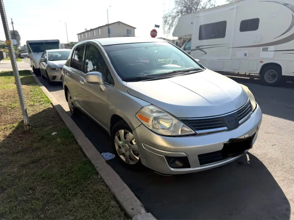 2007 Nissan Versa - Image 10 of 10