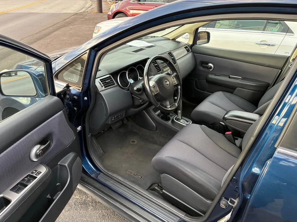 2007 Nissan Versa - Image 4 of 7