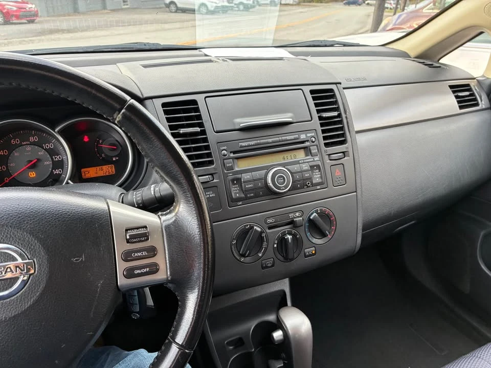 2007 Nissan Versa - Image 6 of 7