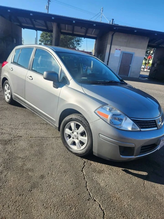 2007 Nissan Versa - Image 11 of 13