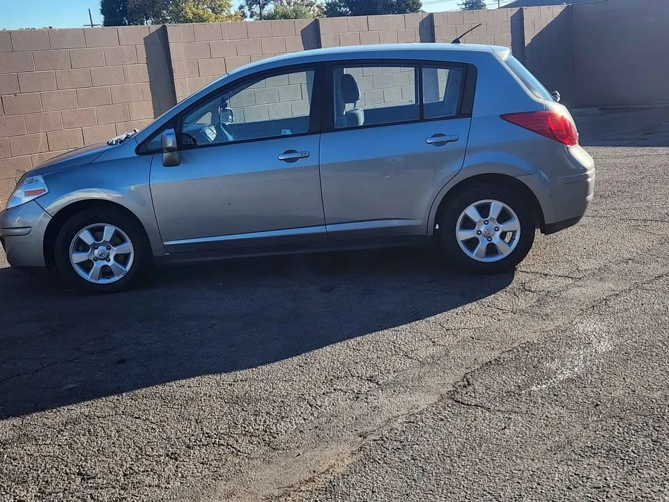 2007 Nissan Versa - Image 6 of 13