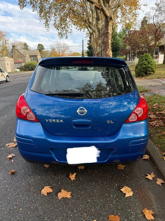2007 Nissan Versa - Image 10 of 19