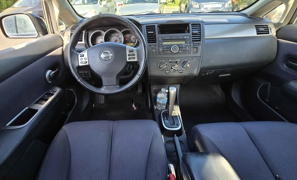 2007 Nissan Versa - Image 6 of 10