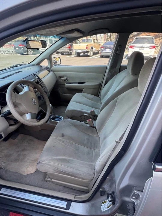 2007 Nissan Versa - Image 10 of 10