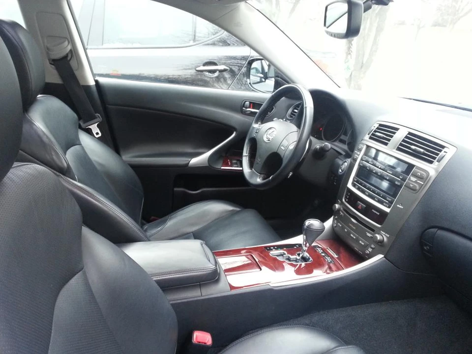 2007 Lexus IS 2nd Gen - Image 3 of 12