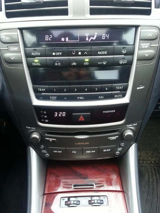 2007 Lexus IS 2nd Gen - Image 4 of 12