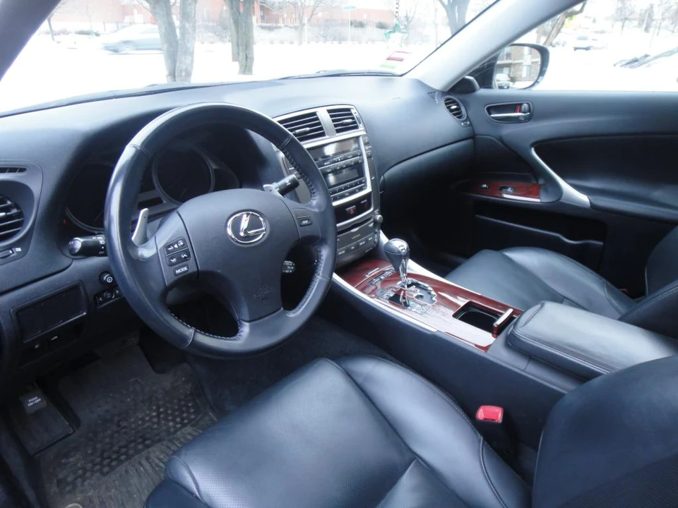 2007 Lexus IS 2nd Gen - Image 2 of 12