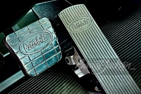 2007 Peterbilt - Image 8 of 31
