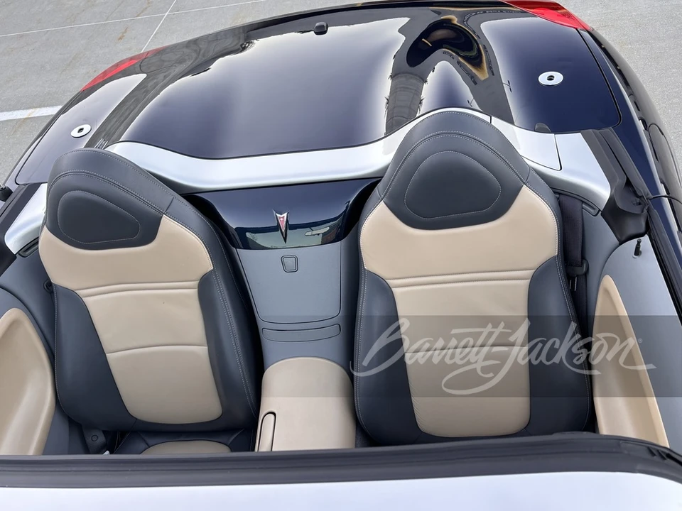 2007 Pontiac Solstice - Image 7 of 31