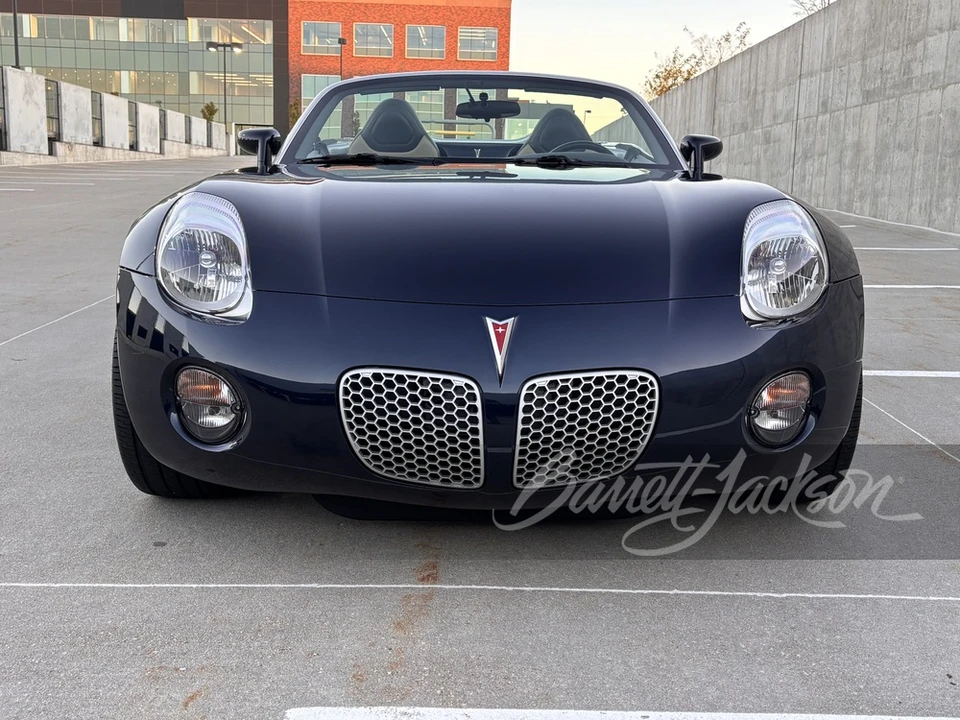 2007 Pontiac Solstice - Image 14 of 31