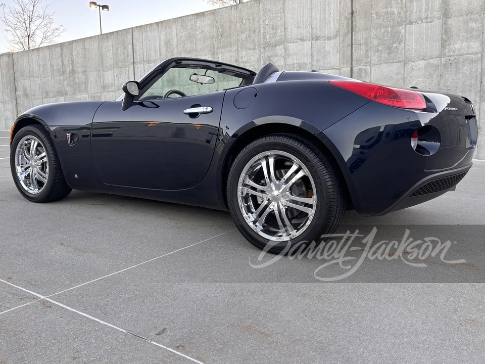 2007 Pontiac Solstice - Image 18 of 31