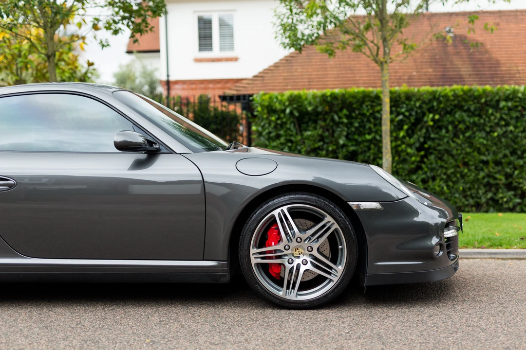 2007 Porsche 997 Turbo - Image 18 of 31