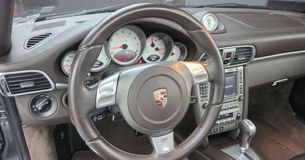 2007 Porsche 997 Carrera - Image 8 of 20