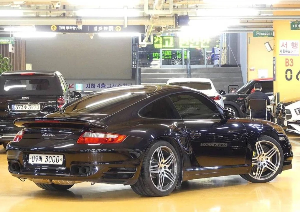 2007 Porsche 997 Carrera - Image 5 of 20