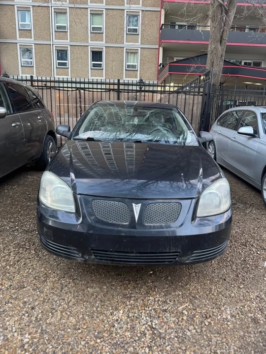2007 Pontiac G5 - Image 2 of 10