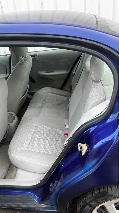 2007 Pontiac G5 - Image 5 of 8