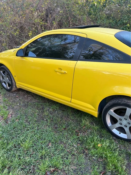 2007 Pontiac G5 - Image 2 of 9
