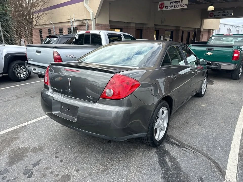 2007 Pontiac G6 - Image 2 of 9
