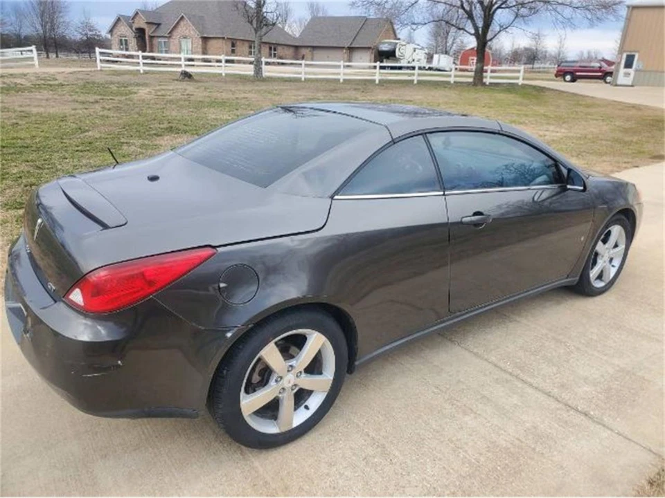 2007 Pontiac G6 - Image 2 of 20