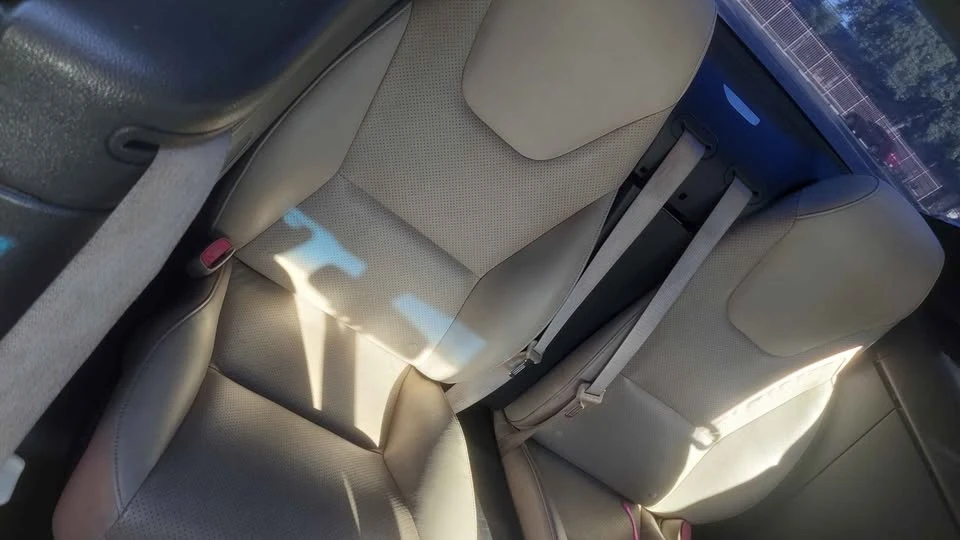 2007 Pontiac G6 - Image 4 of 8