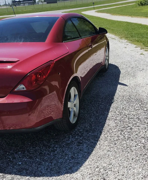 2007 Pontiac G6 - Image 2 of 12