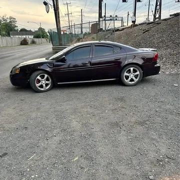 2007 Pontiac Grand Prix GXP Sedan 4D