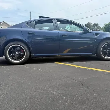 2007 Pontiac Grand Prix GXP Sedan 4D