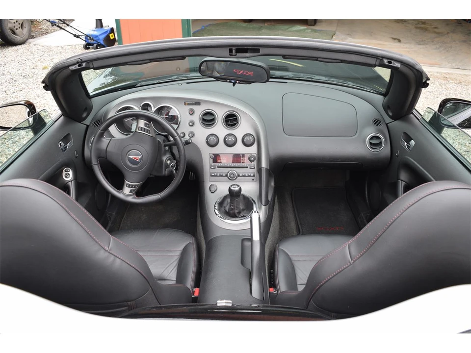 2007 Pontiac Solstice - Image 15 of 20