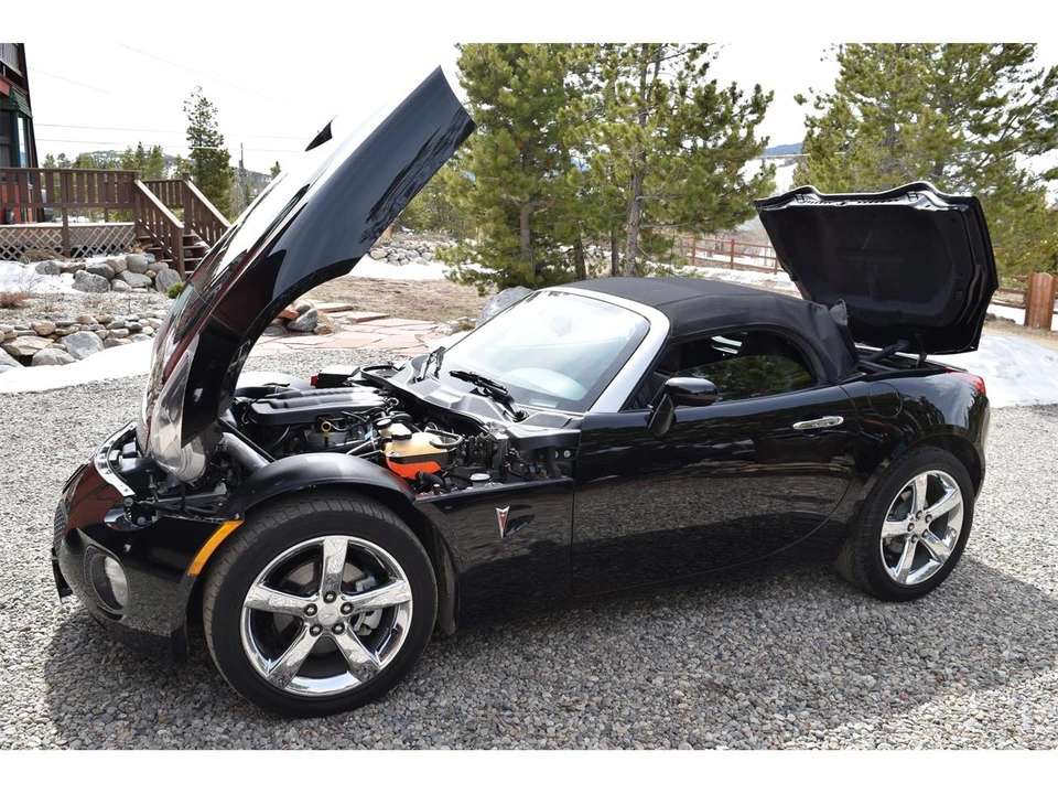 2007 Pontiac Solstice - Image 2 of 20