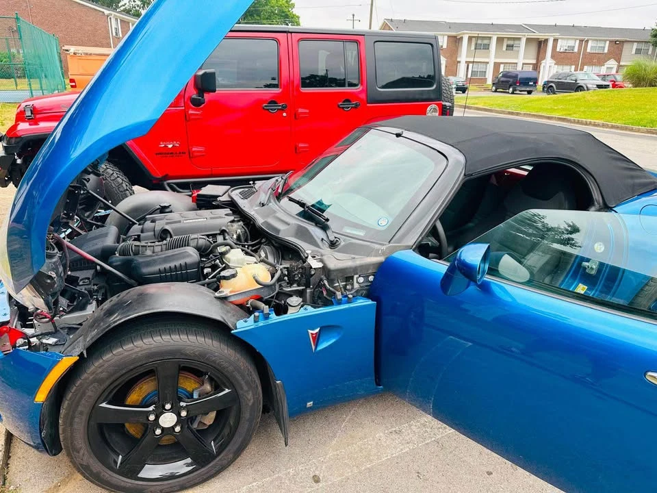 2007 Pontiac Solstice - Image 2 of 6