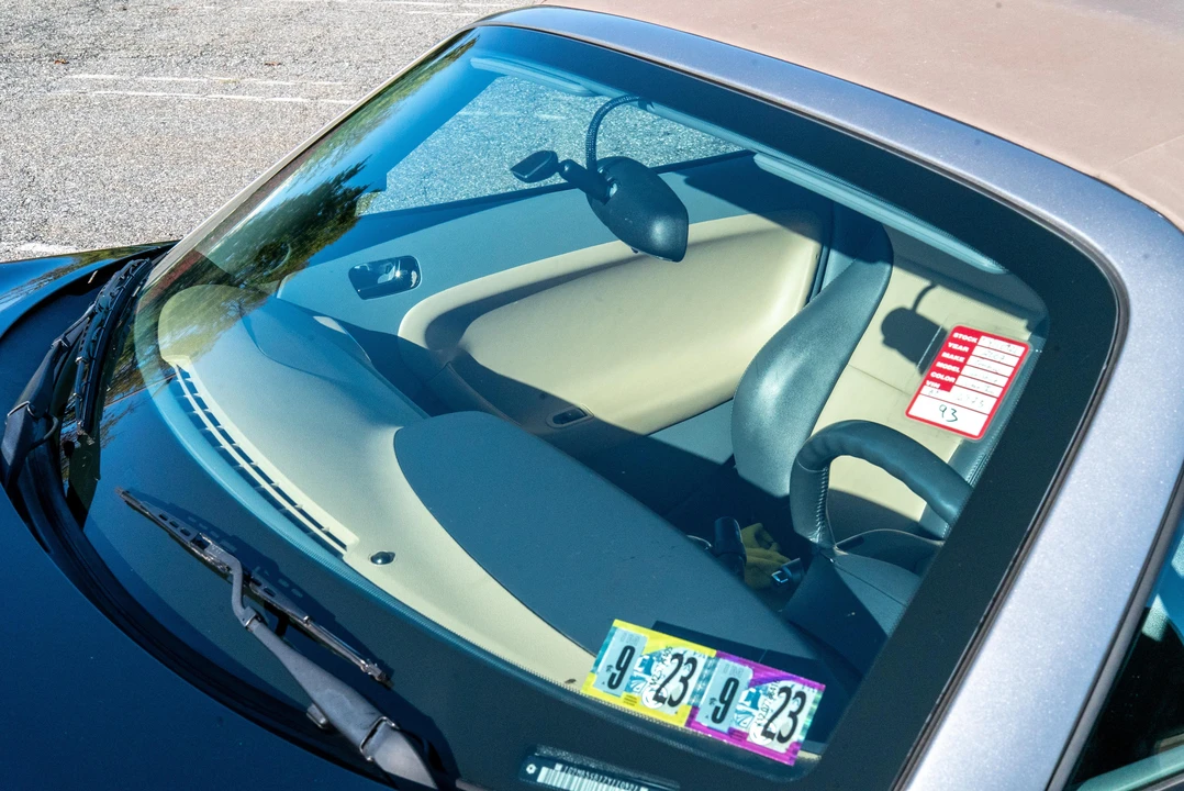 2007 Pontiac Solstice - Image 29 of 31