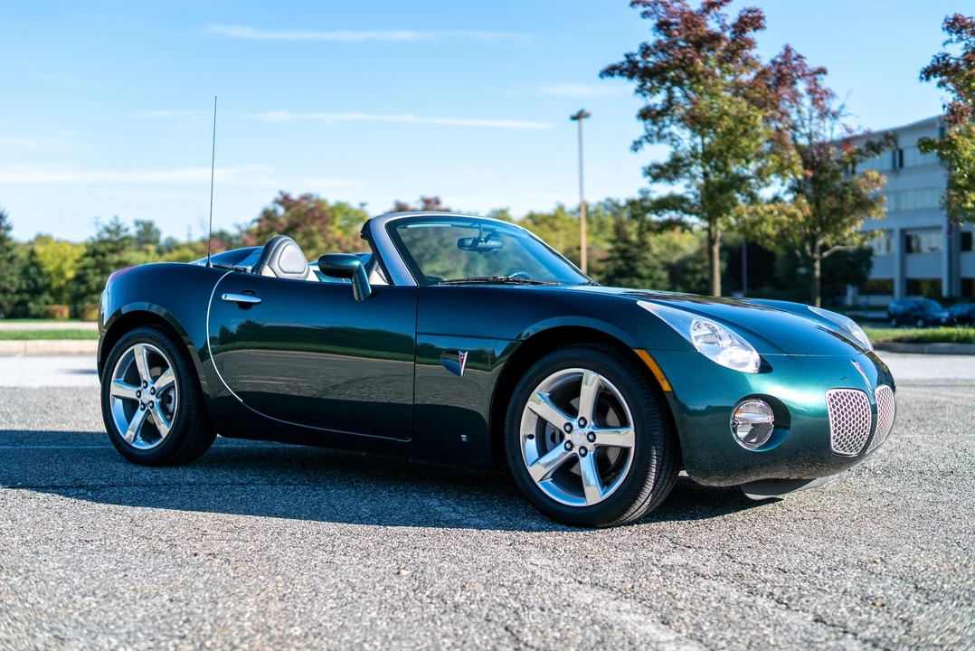 2007 Pontiac Solstice - Image 11 of 31