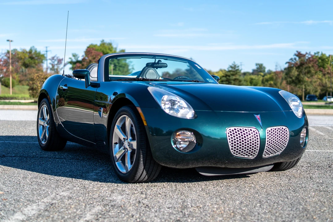 2007 Pontiac Solstice - Image 12 of 31