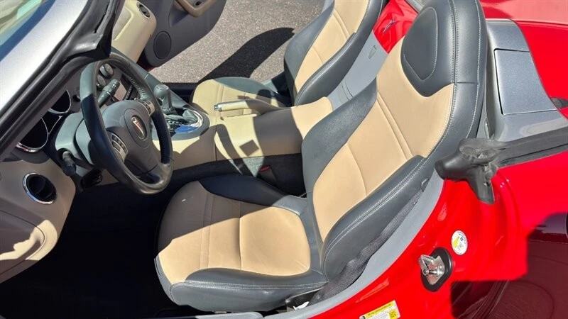 2007 Pontiac Solstice - Image 29 of 31