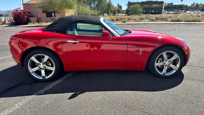 2007 Pontiac Solstice - Image 10 of 31
