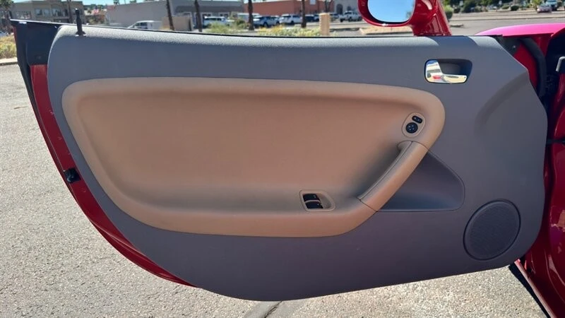2007 Pontiac Solstice - Image 27 of 31