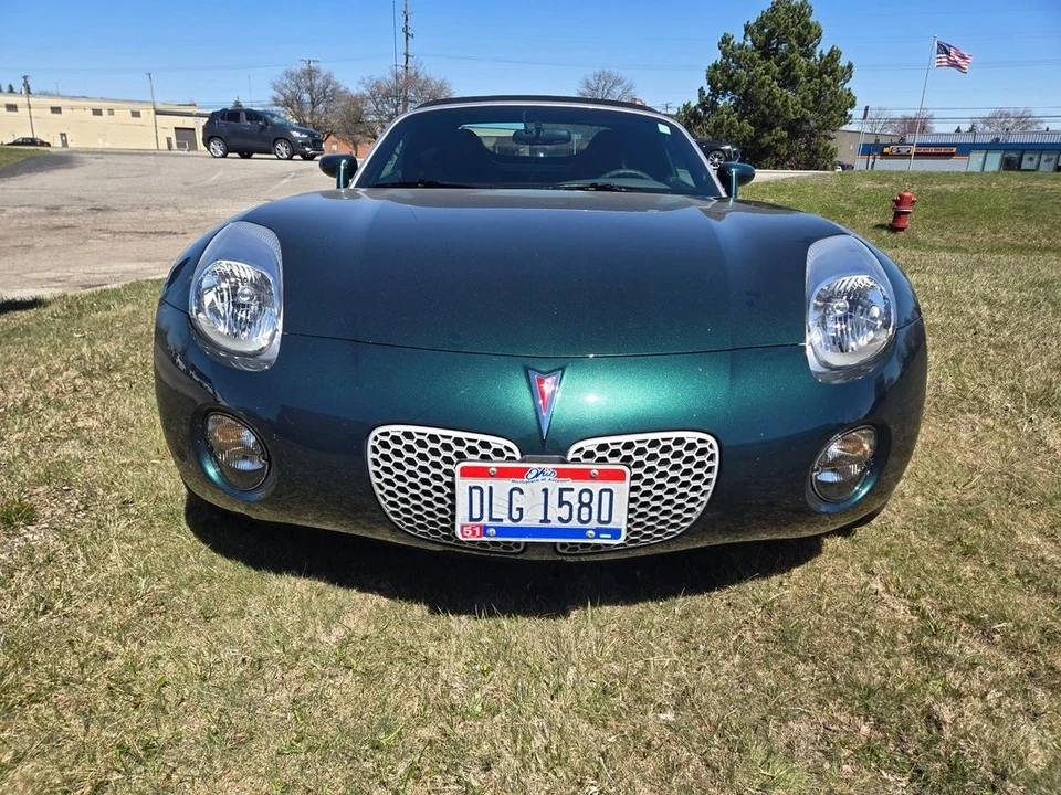 2007 Pontiac Solstice - Image 3 of 26