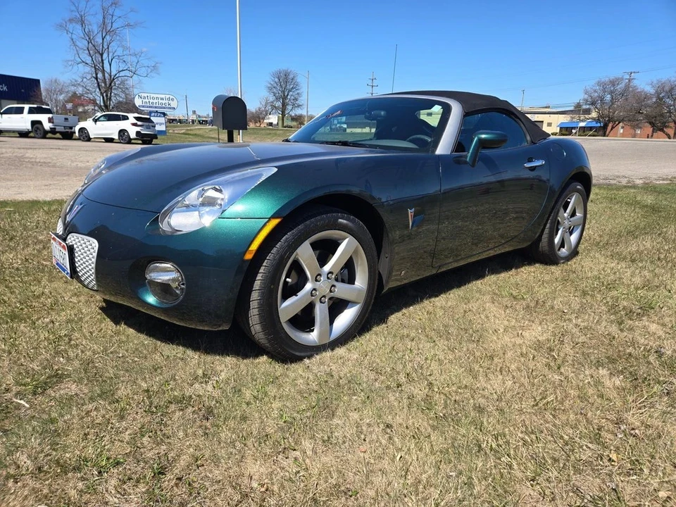 2007 Pontiac Solstice - Image 4 of 21