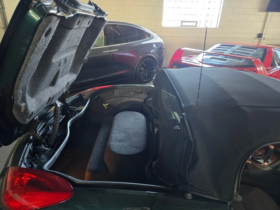 2007 Pontiac Solstice - Image 18 of 26