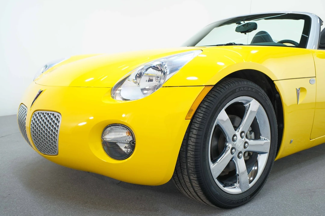 2007 Pontiac Solstice - Image 16 of 31