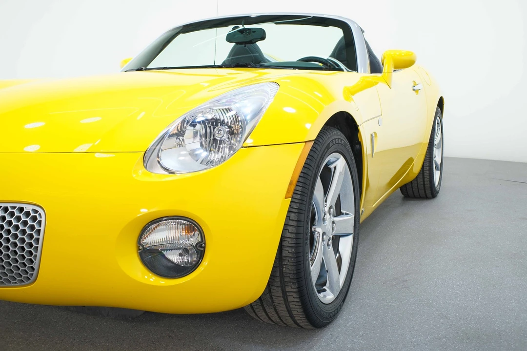 2007 Pontiac Solstice - Image 19 of 31